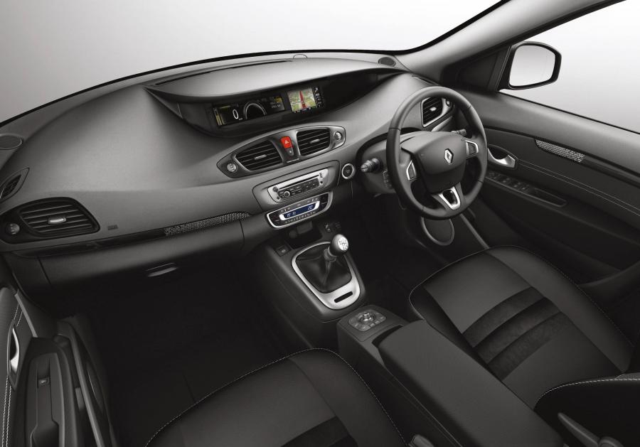 Интерьер Renault Scenic 2012 года  (UK) (фото 8 из 13)